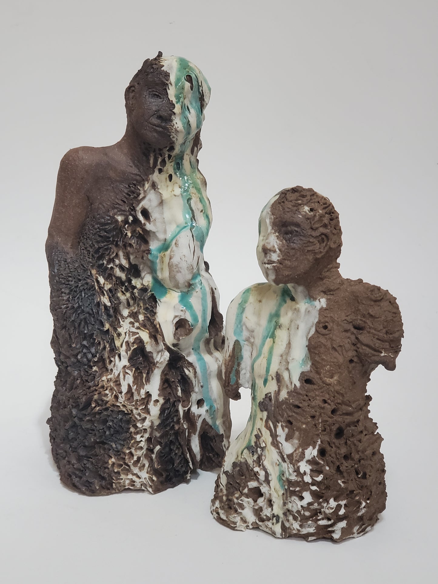 Sculpture, set of 2 figures, dark and light
